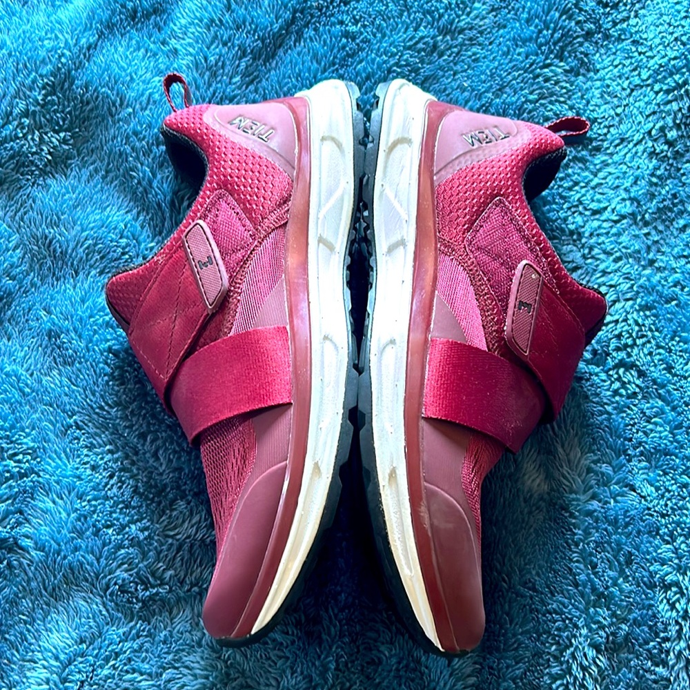 Tiem Sz 8 training shoes. **Ready to use on Peloton bike*